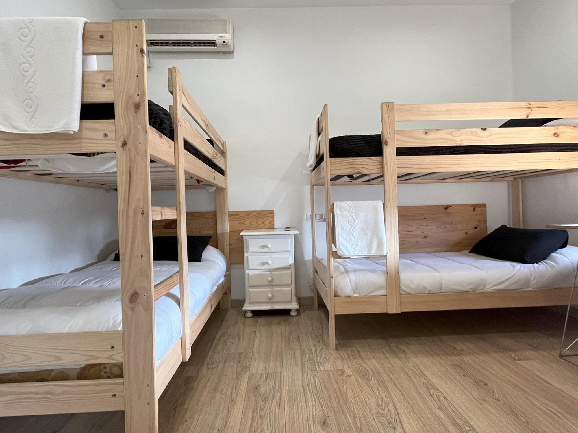 Pension Galicia Badajoz Buitenkant foto