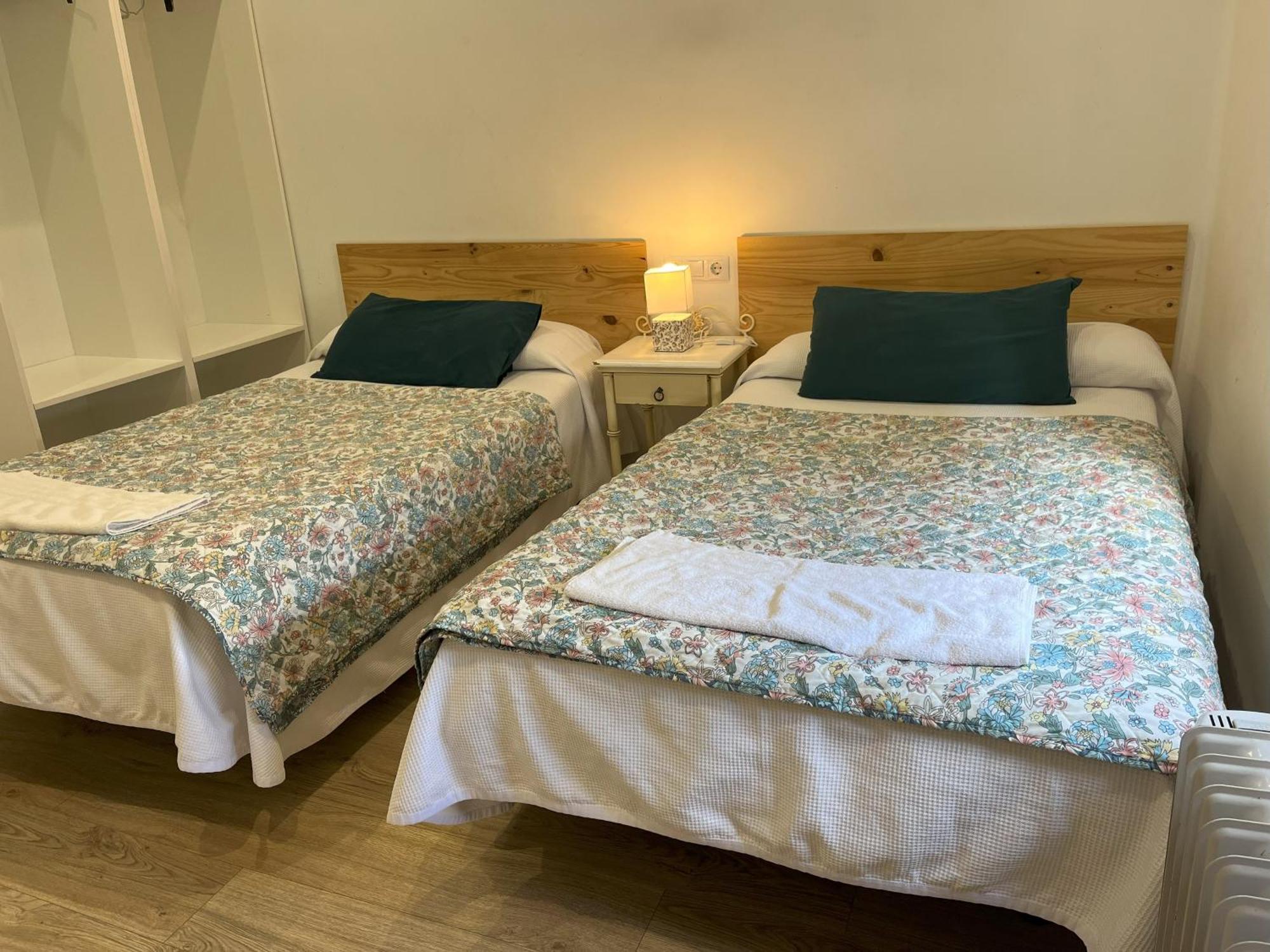 Pension Galicia Badajoz Buitenkant foto
